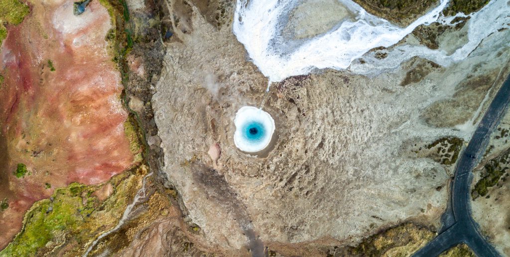 Geysir von oben in Reykavik